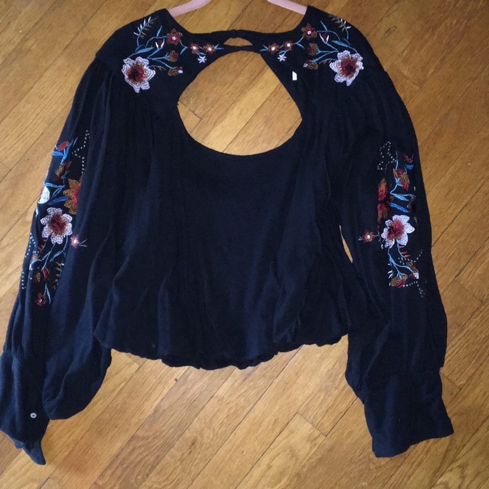 Free People Bell Sleeve Keyhole Floral Crop Top